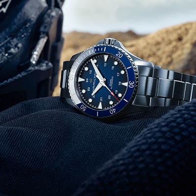 A SUMMER SPORT WATCH FOR THE SEA